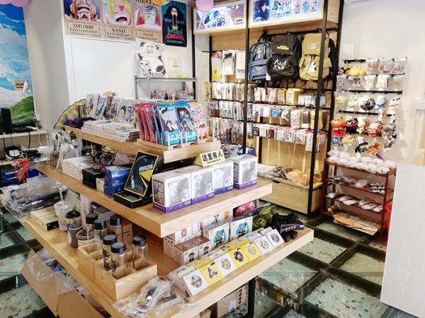 动漫店主要是卖什么?